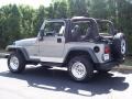 Silverstone Metallic - Wrangler SE 4x4 Photo No. 16