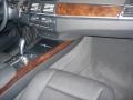 Titanium Silver Metallic - X5 xDrive35d Photo No. 16