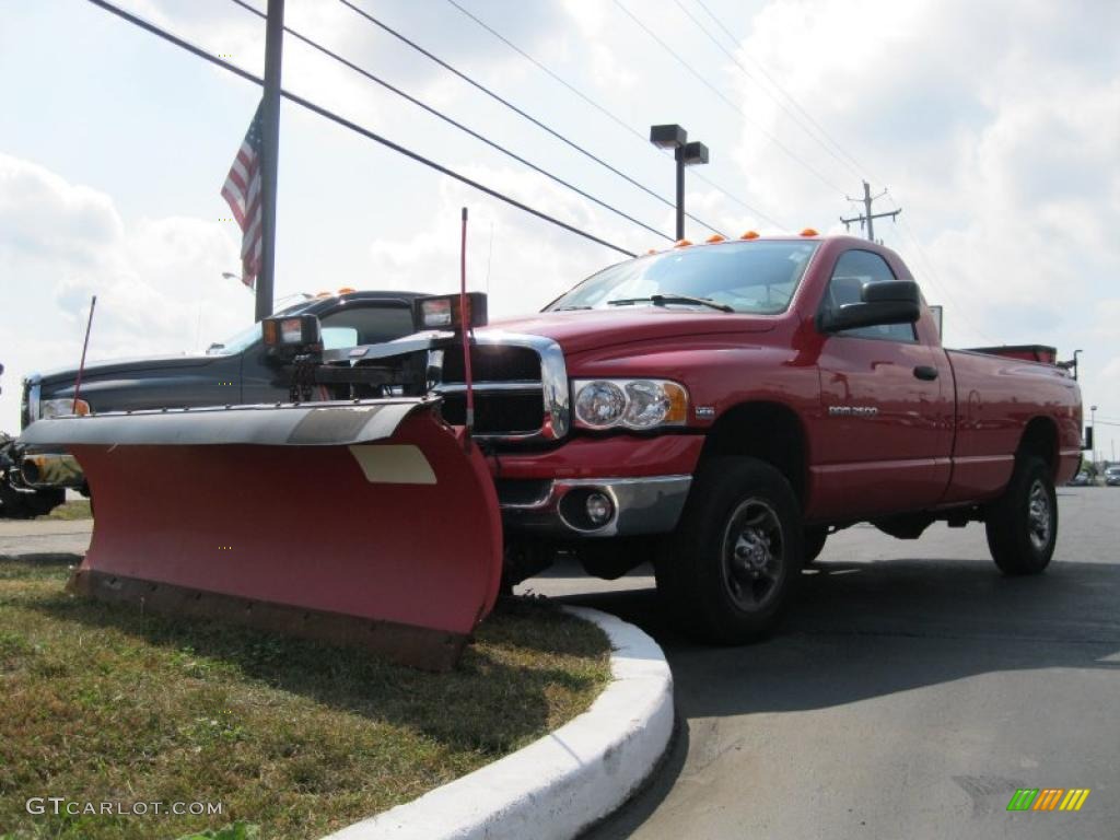 2004 Ram 2500 ST Regular Cab 4x4 - Flame Red / Dark Slate Gray photo #1