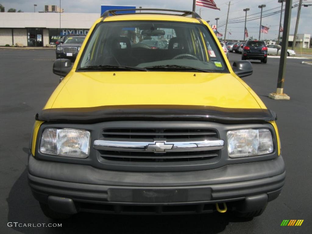 2002 Tracker ZR2 4WD Hard Top - Yellow / Medium Gray photo #15