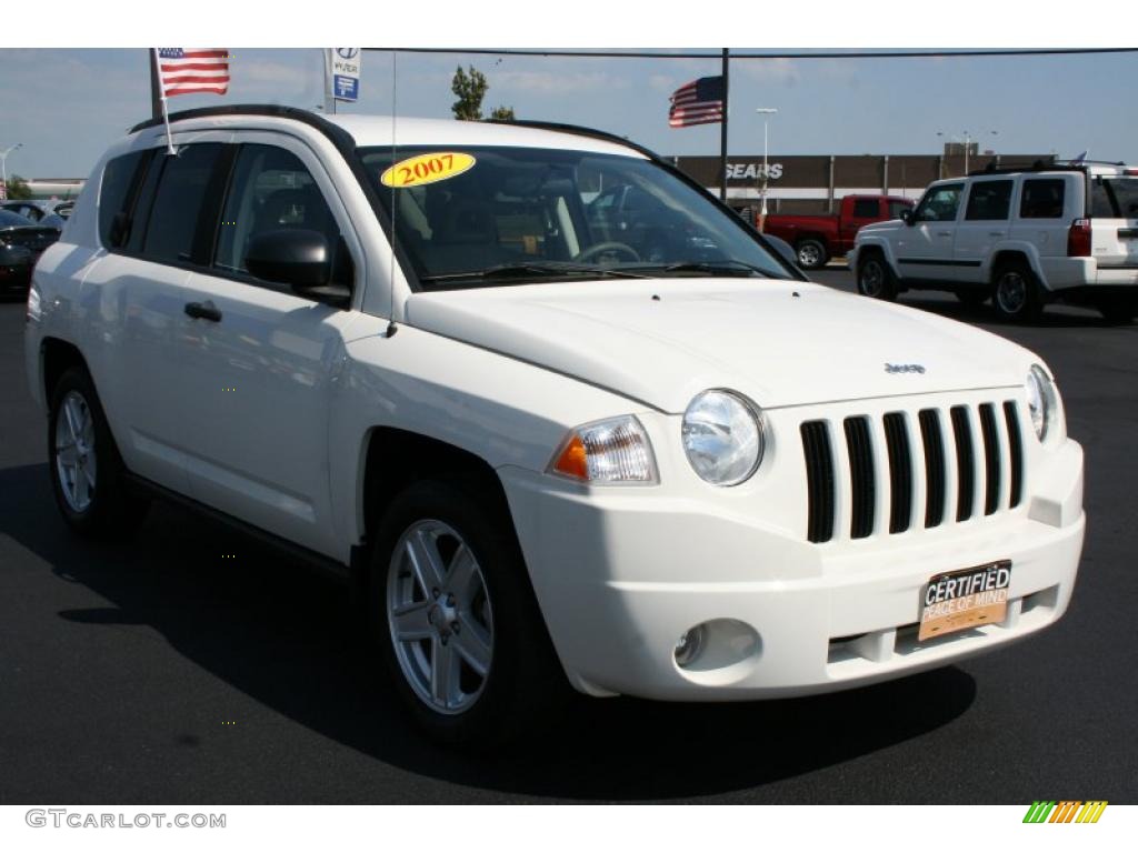 2007 Stone White Jeep Compass Sport 4x4 35999647 Gtcarlot