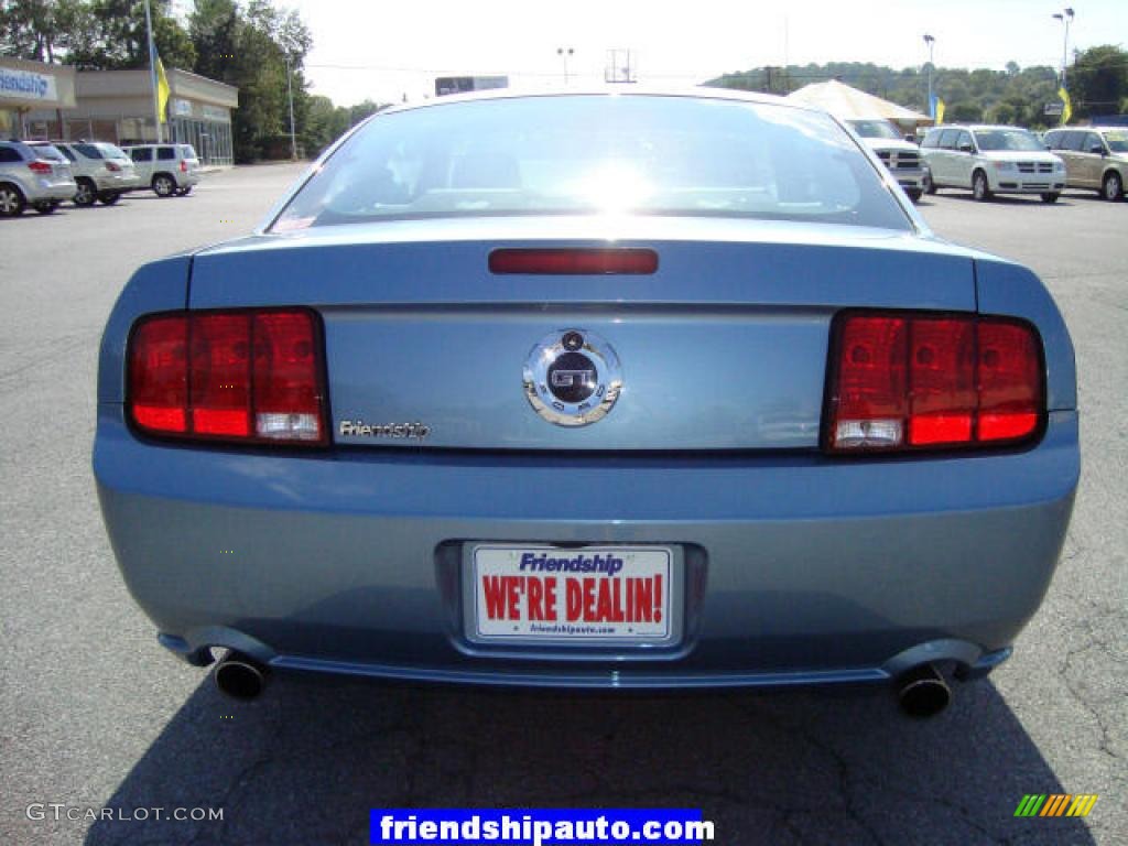 2006 Mustang GT Premium Coupe - Windveil Blue Metallic / Dark Charcoal photo #11