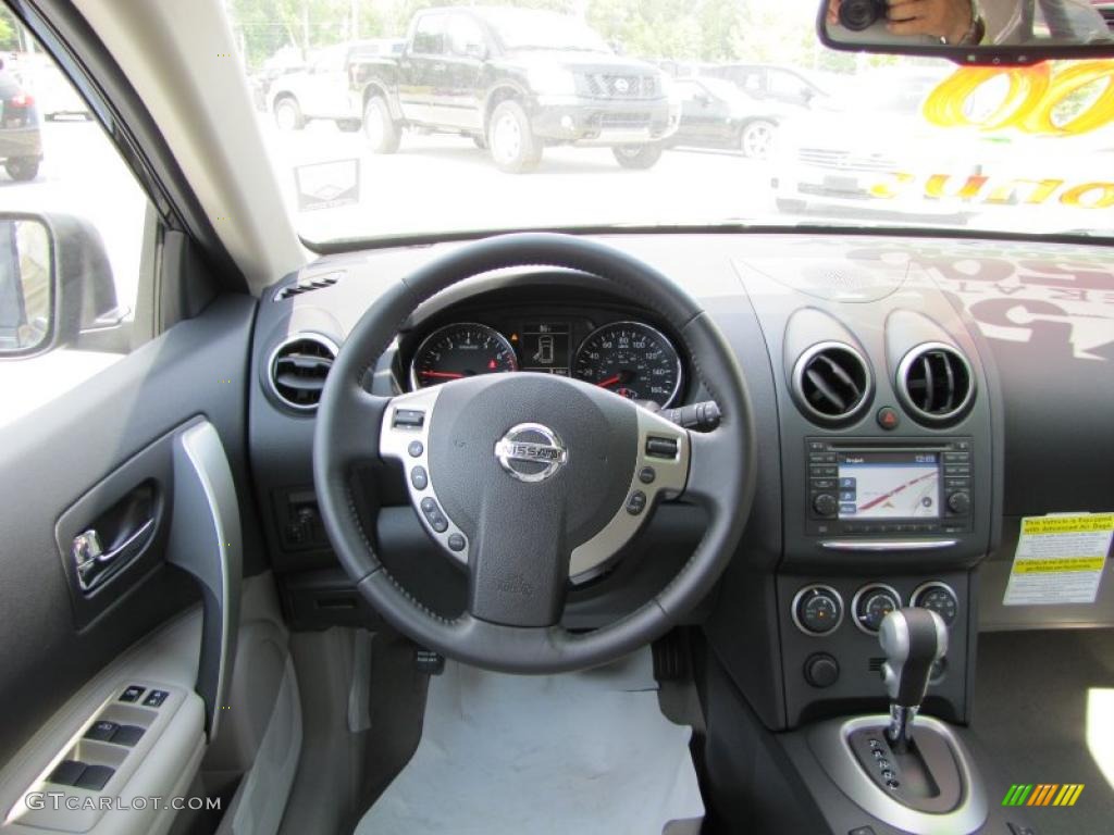 2011 Rogue SL - Wicked Black / Gray photo #12