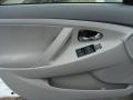 Super White - Camry LE Photo No. 6