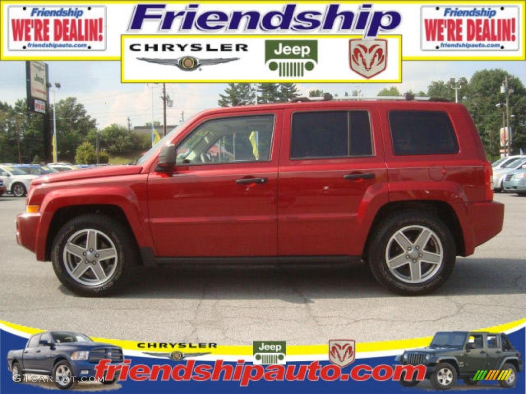 2007 Patriot Limited 4x4 - Inferno Red Crystal Pearl / Pastel Pebble Beige photo #1