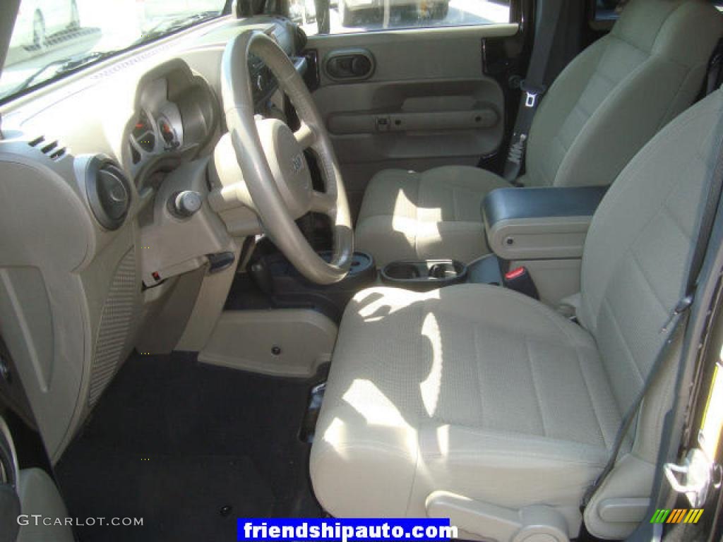 Dark Khaki/Medium Khaki Interior 2007 Jeep Wrangler Unlimited Sahara 4x4 Photo #36082803