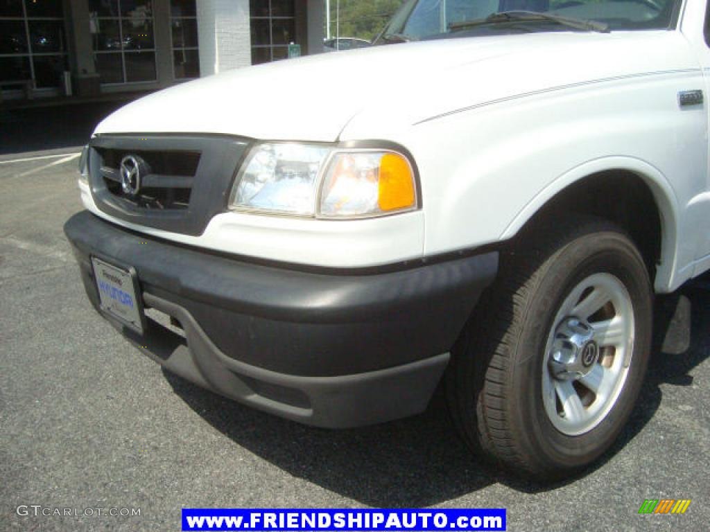 2003 B-Series Truck B2300 Regular Cab - Classic White / Medium Dark Flint photo #8