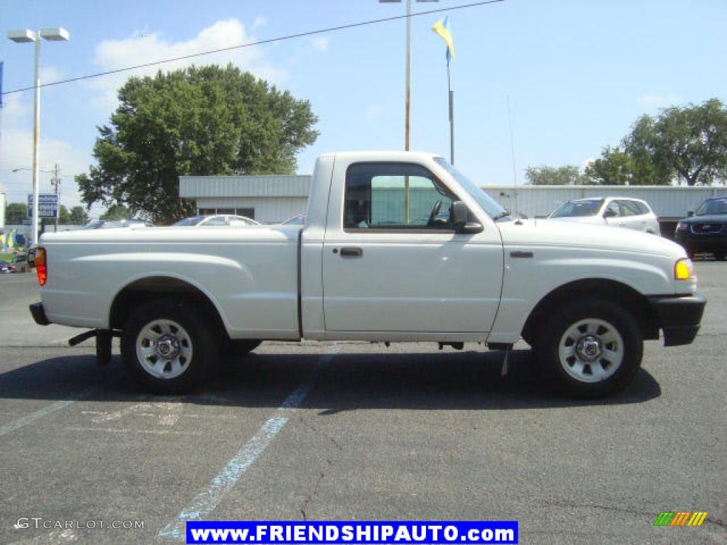 2003 B-Series Truck B2300 Regular Cab - Classic White / Medium Dark Flint photo #13