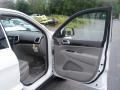 Stone White - Grand Cherokee Laredo 4x4 Photo No. 21