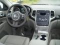 Stone White - Grand Cherokee Laredo 4x4 Photo No. 23