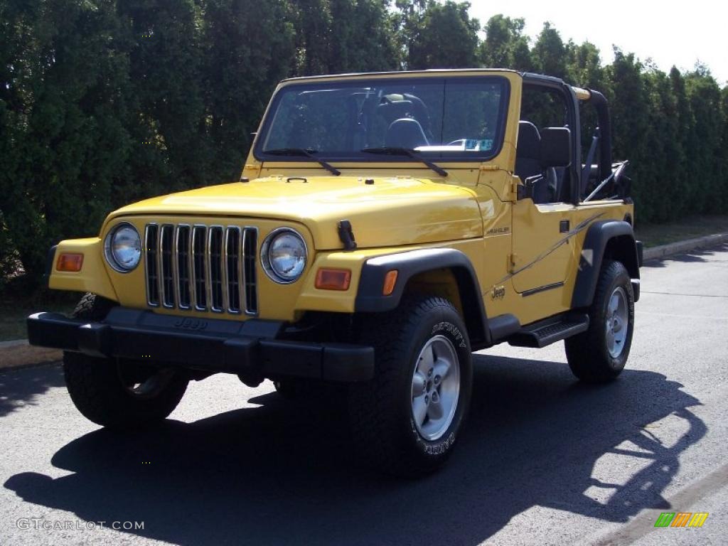 2001 Wrangler SE 4x4 - Solar Yellow / Agate Black photo #17