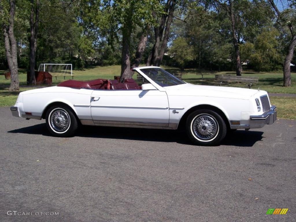 1983 Riviera Convertible - White / Red photo #11