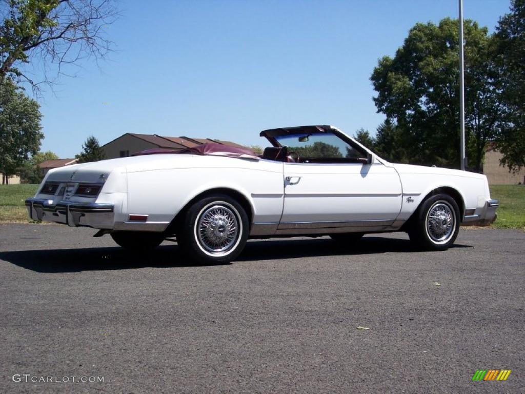 1983 Riviera Convertible - White / Red photo #13