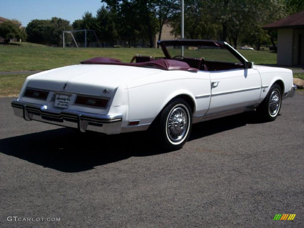 1983 Riviera Convertible - White / Red photo #14