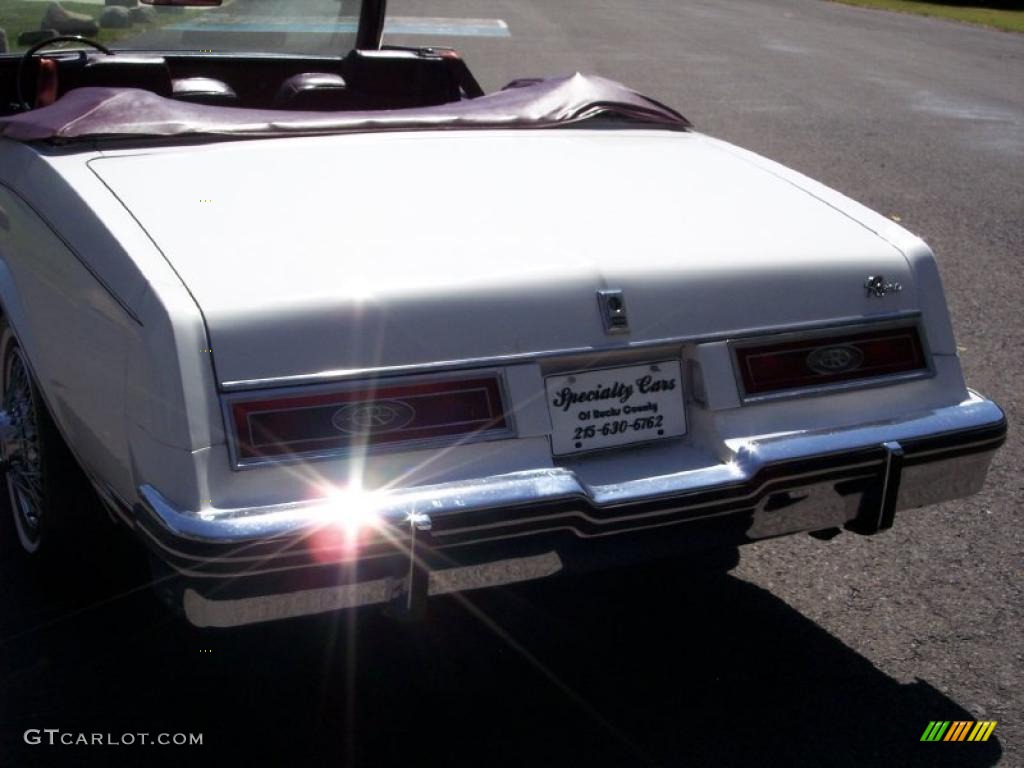 1983 Riviera Convertible - White / Red photo #15