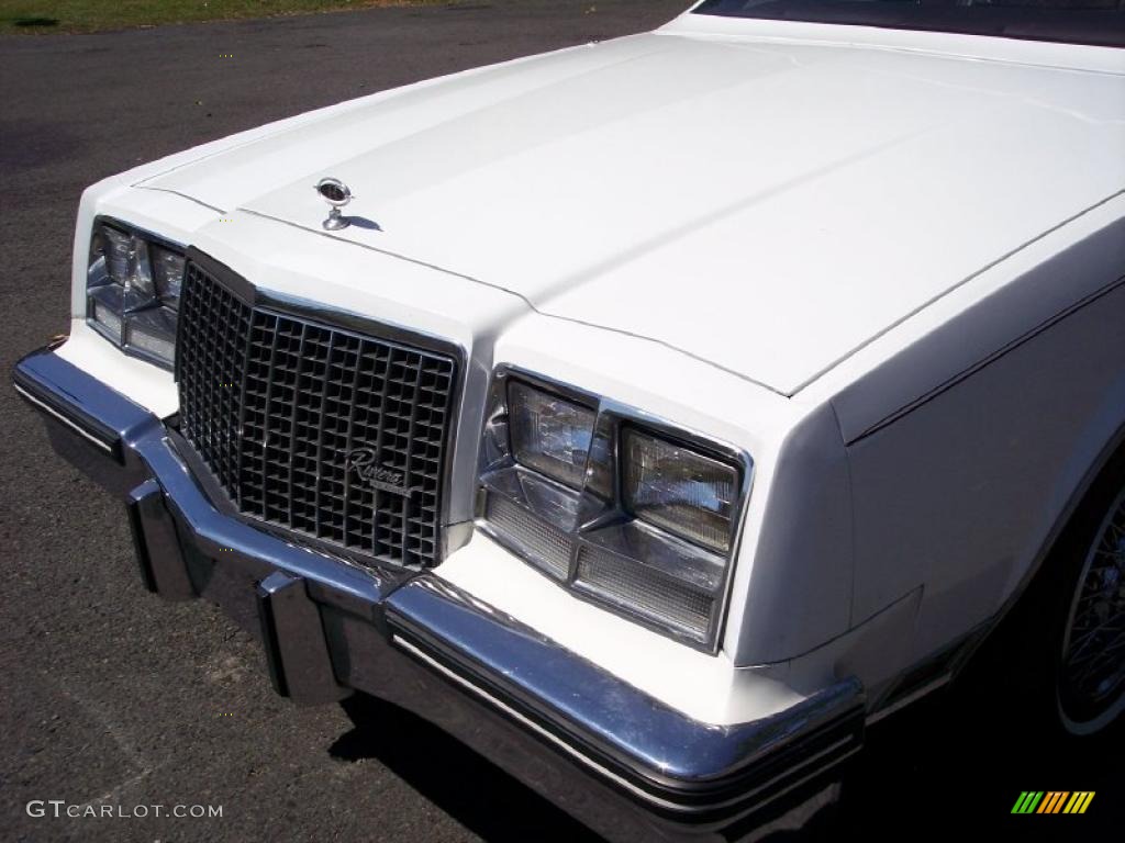 1983 Riviera Convertible - White / Red photo #19