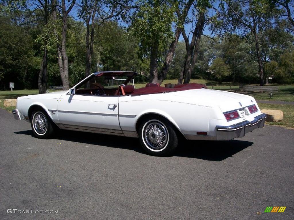 1983 Riviera Convertible - White / Red photo #24
