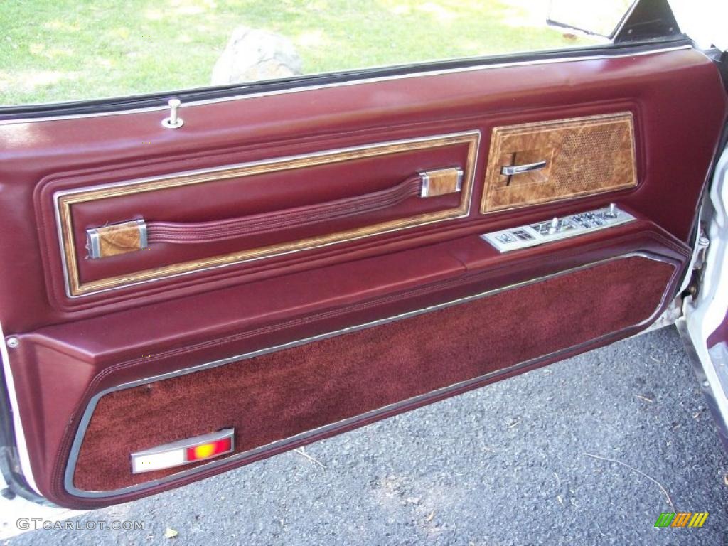 1983 Riviera Convertible - White / Red photo #30