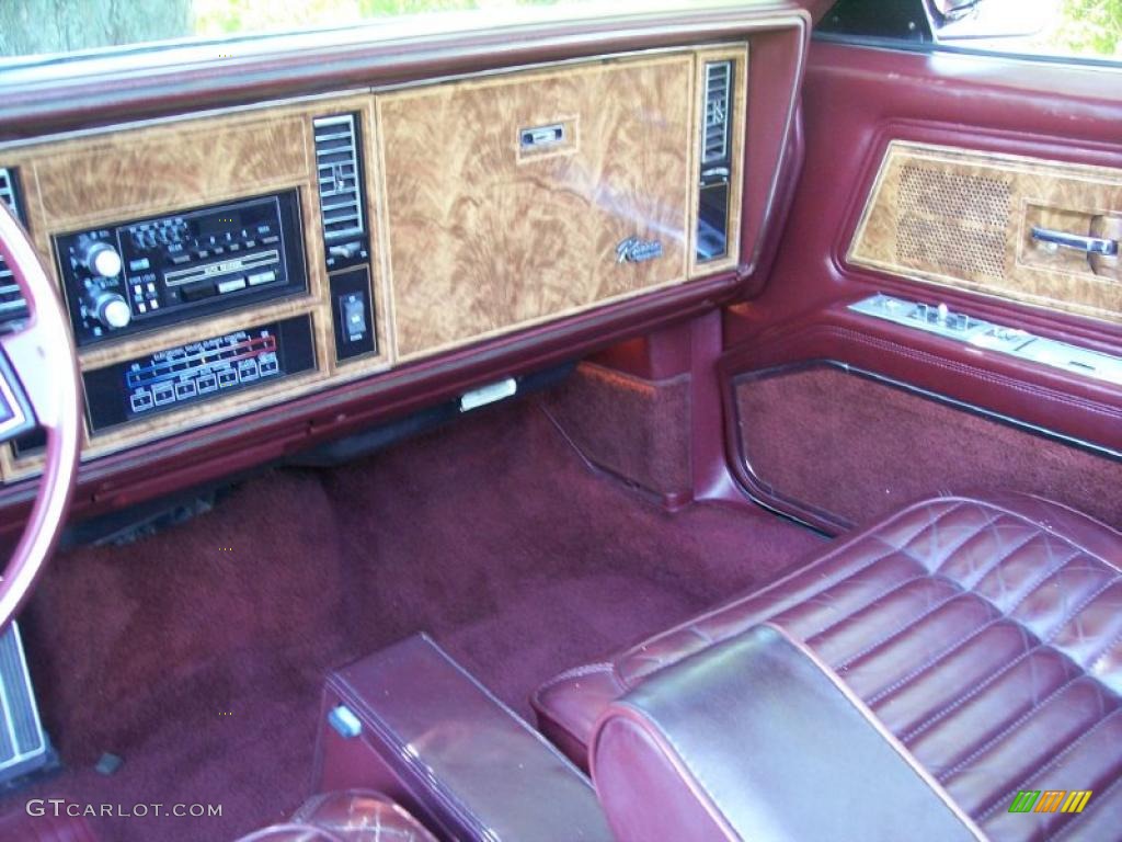 1983 Riviera Convertible - White / Red photo #32