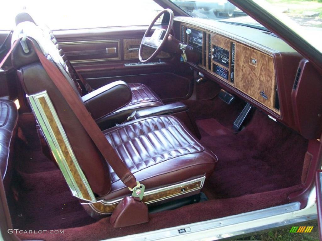 1983 Riviera Convertible - White / Red photo #37