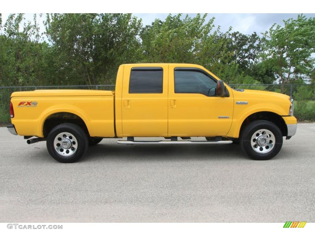 2005 F250 Super Duty FX4 Crew Cab 4x4 - Screaming Yellow / Black photo #2