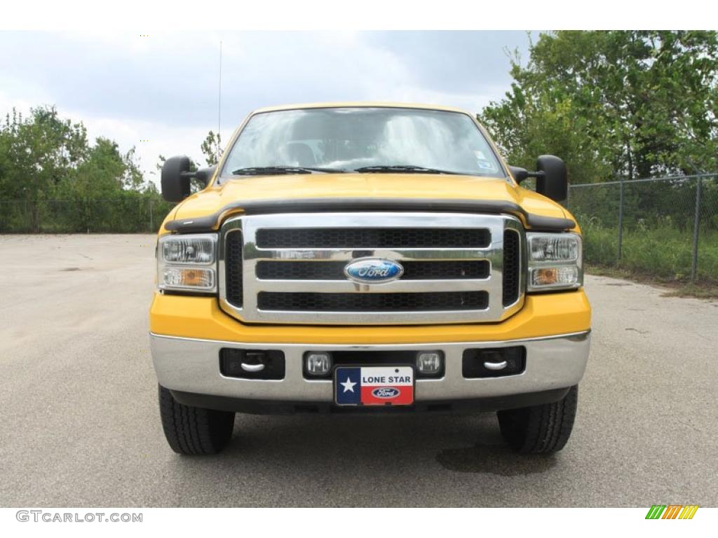 2005 F250 Super Duty FX4 Crew Cab 4x4 - Screaming Yellow / Black photo #11