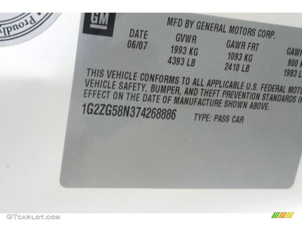 2007 G6 V6 Sedan - Ivory White / Light Taupe photo #7