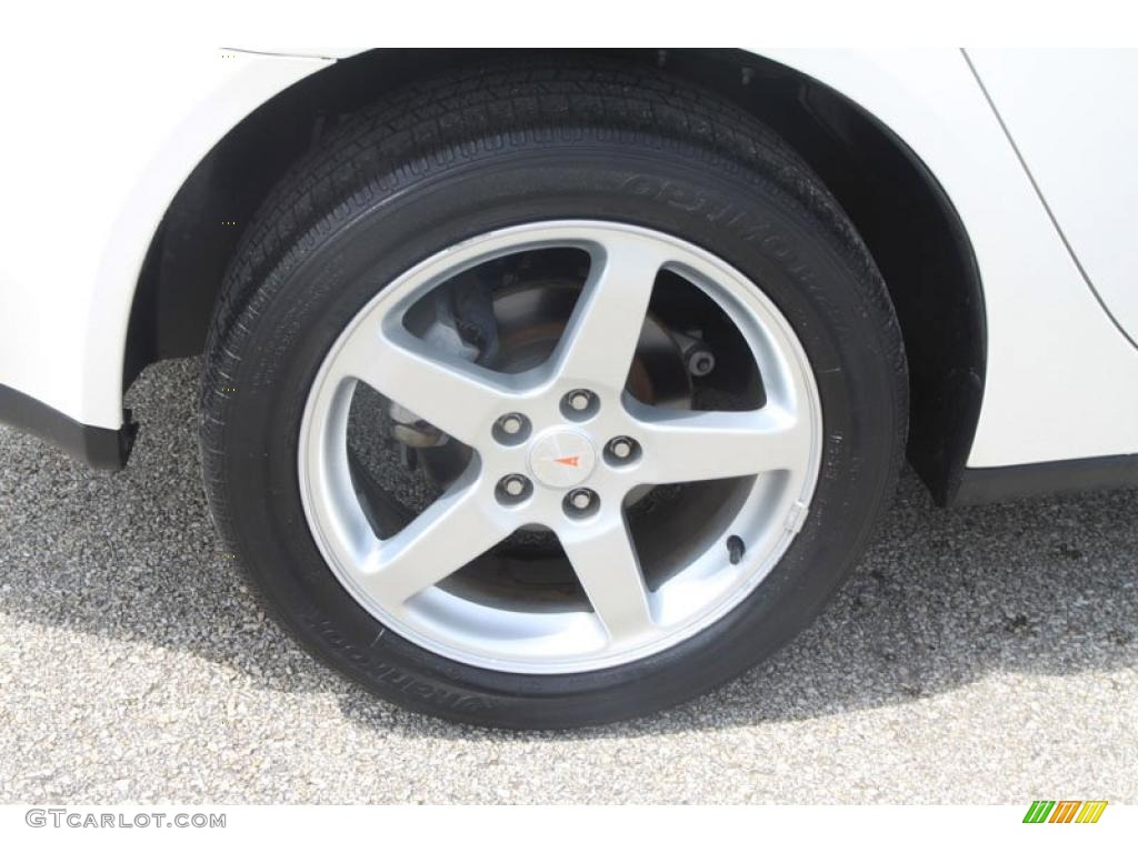 2007 G6 V6 Sedan - Ivory White / Light Taupe photo #12