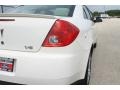 Ivory White - G6 V6 Sedan Photo No. 13