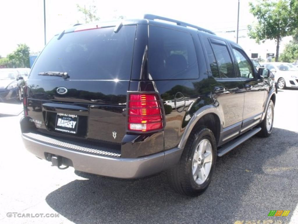 2003 Explorer XLT 4x4 - Black / Graphite Grey photo #3