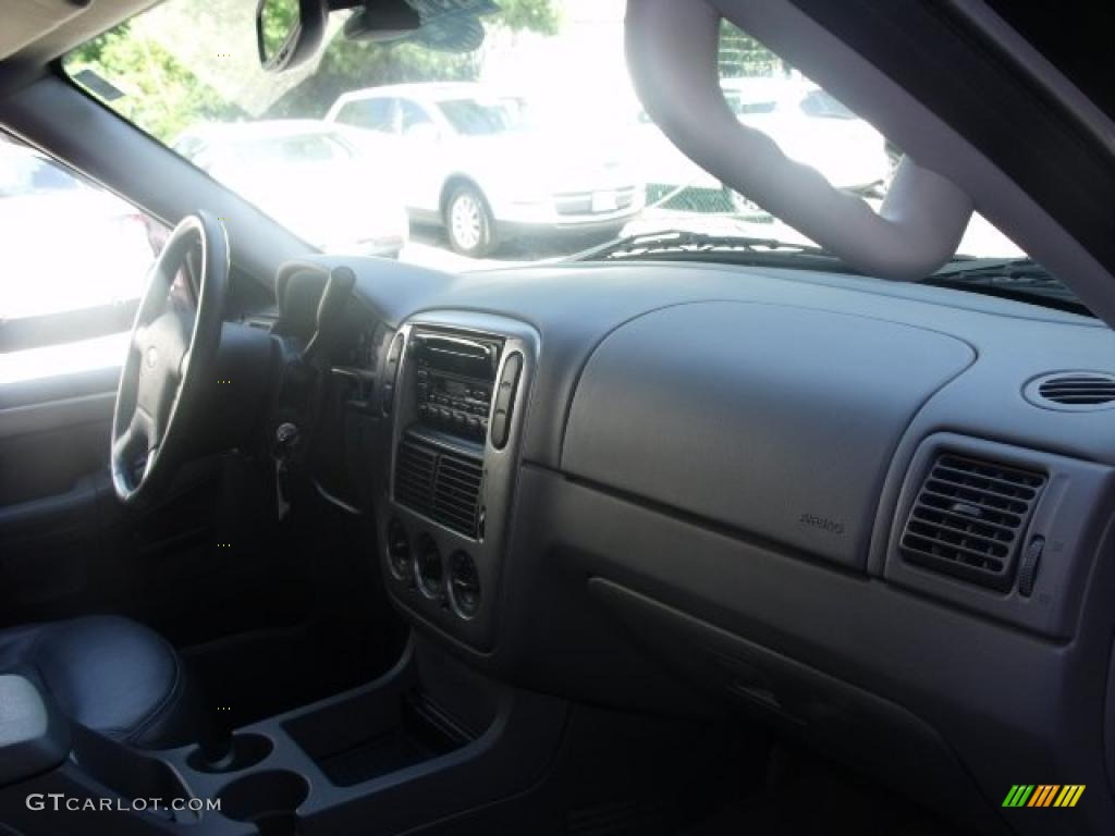 2003 Explorer XLT 4x4 - Black / Graphite Grey photo #10