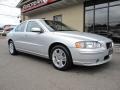 Silver Metallic - S60 2.5T Photo No. 1