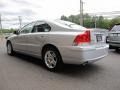 Silver Metallic - S60 2.5T Photo No. 2