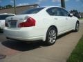 Ivory Pearl - M 35x Sedan Photo No. 7