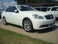 Ivory Pearl - M 35x Sedan Photo No. 9