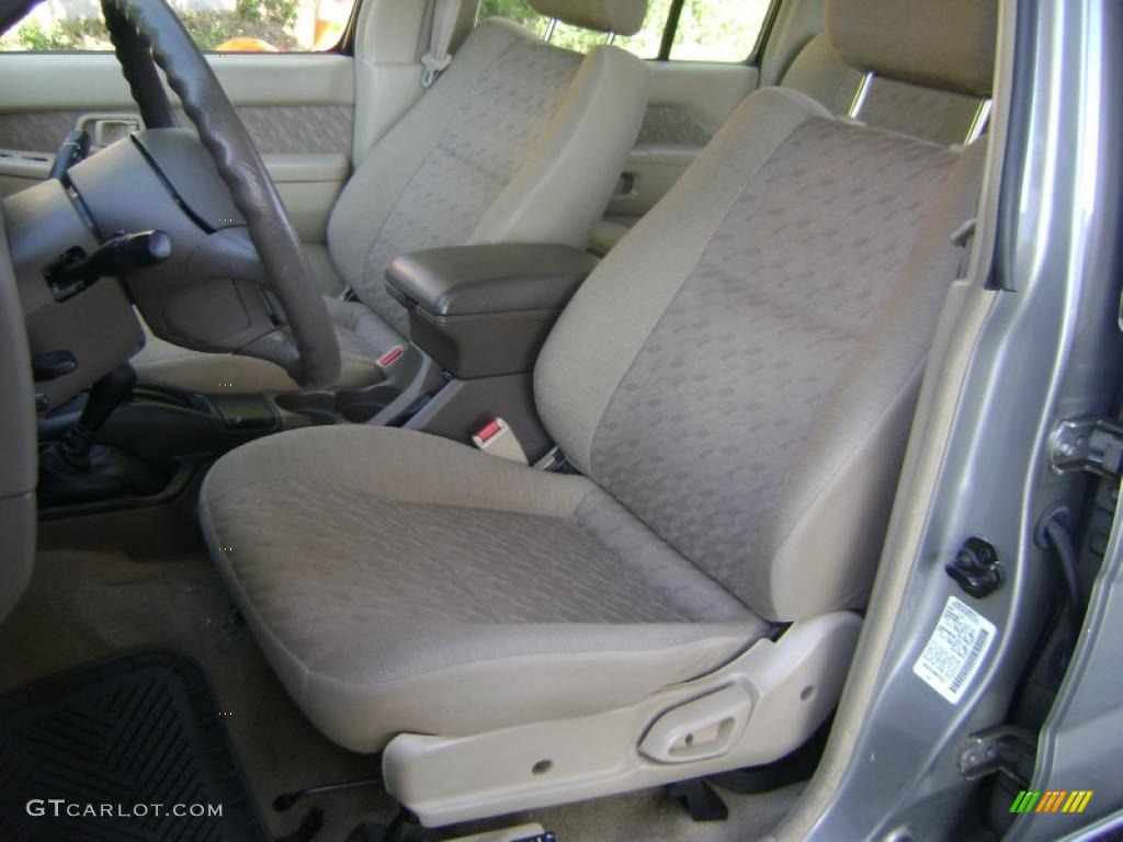 1998 Pathfinder LE 4x4 - Beige Metallic / Blond photo #32