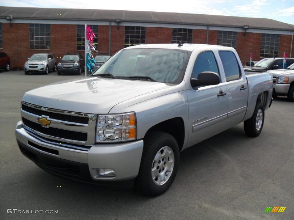 Sheer Silver Metallic Chevrolet Silverado 1500