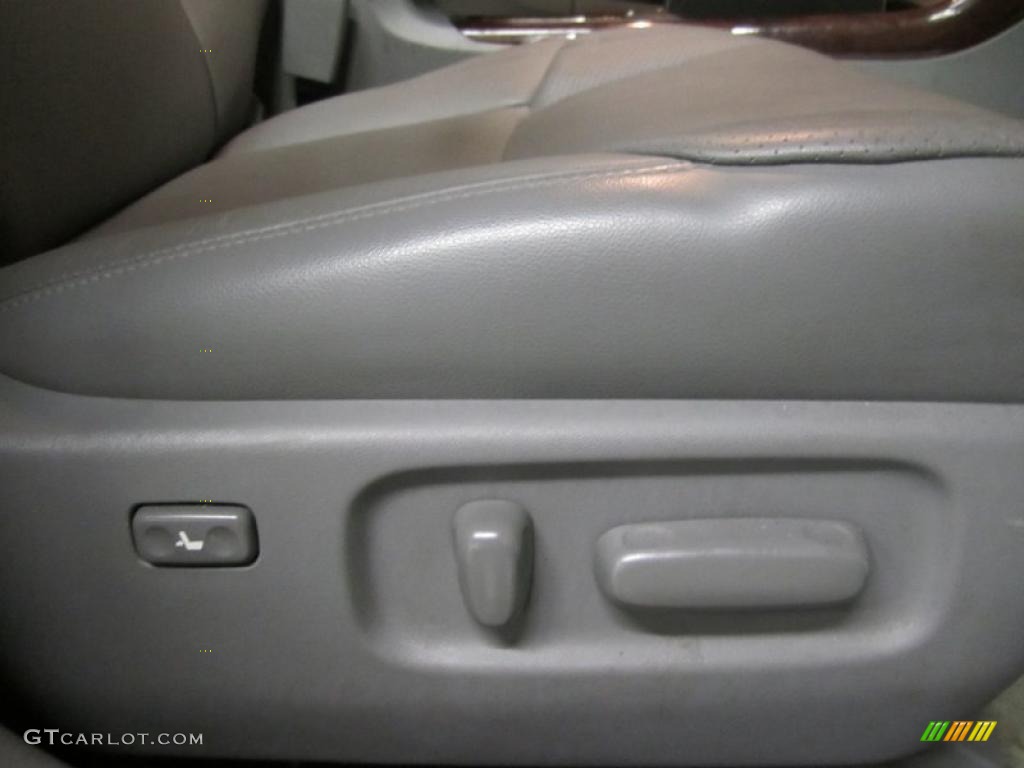 2008 Avalon Limited - Classic Silver Metallic / Ash Gray photo #10