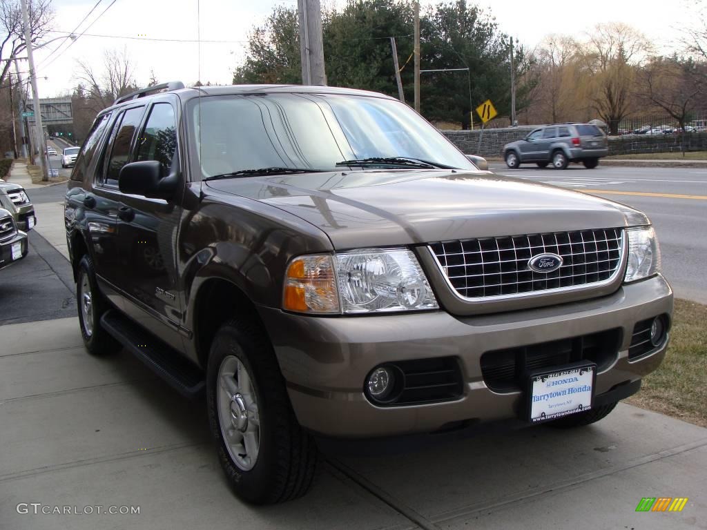 2004 Explorer XLT 4x4 - Mineral Grey Metallic / Medium Parchment photo #3