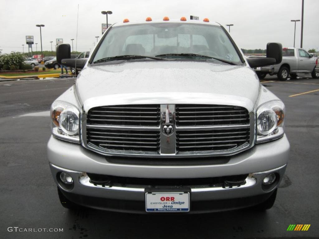 2009 Ram 3500 Big Horn Edition Quad Cab 4x4 Dually - Bright Silver Metallic / Medium Slate Gray photo #2