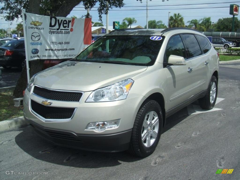 Gold Mist Metallic Chevrolet Traverse