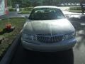 2001 Light Parchment Gold Metallic Lincoln Continental   photo #2