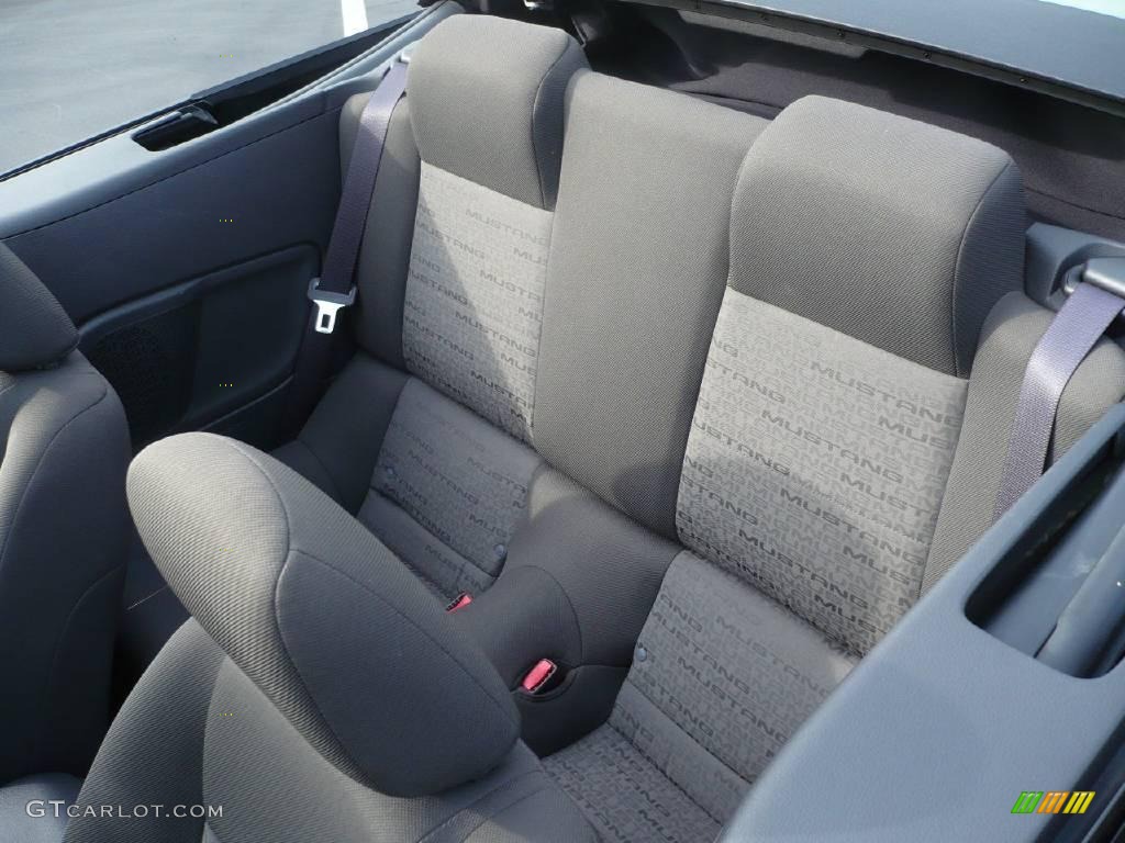 2006 Mustang V6 Deluxe Convertible - Legend Lime Metallic / Light Graphite photo #14