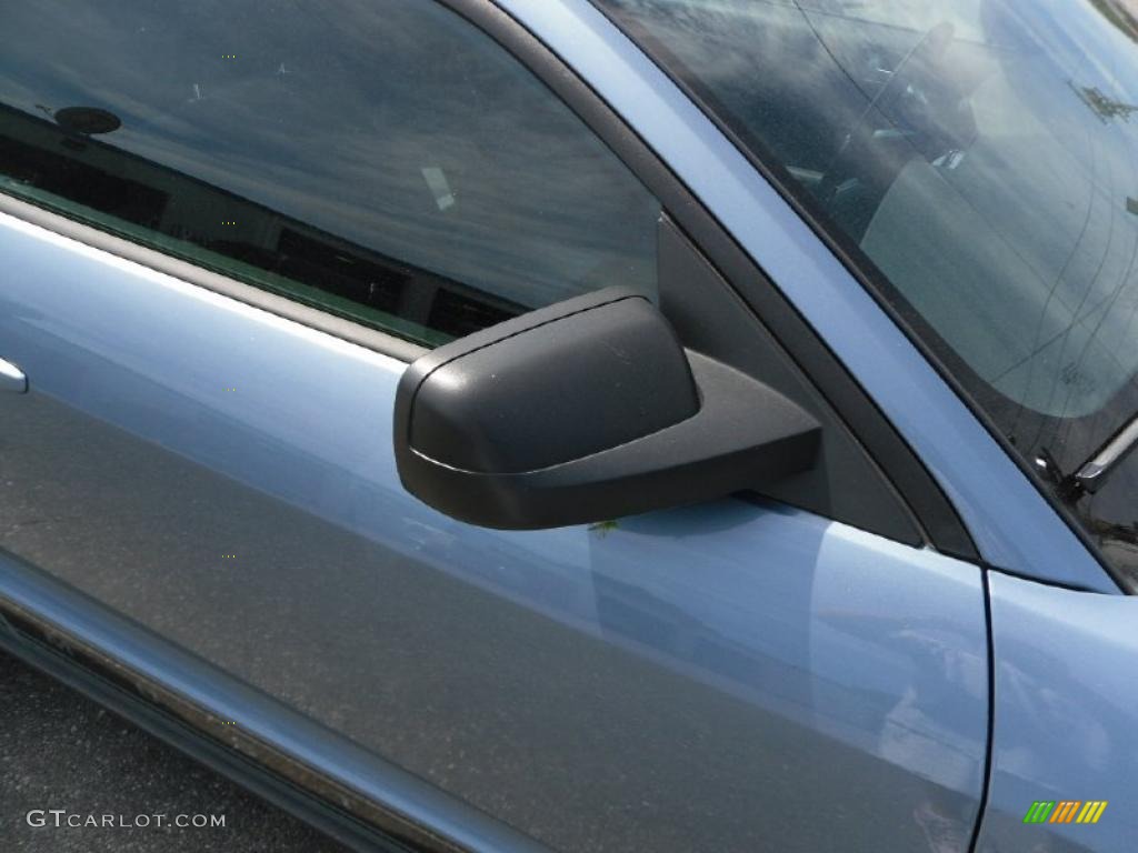 2007 Mustang V6 Deluxe Coupe - Windveil Blue Metallic / Dark Charcoal photo #20