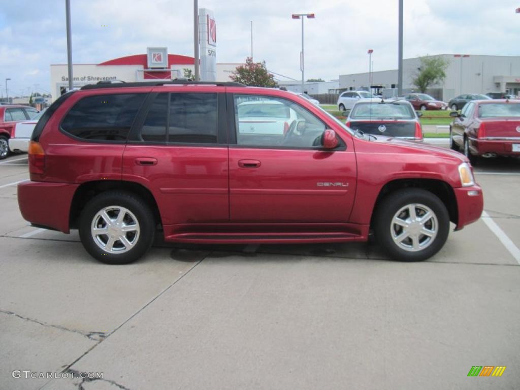 2005 Envoy Denali - Magnetic Red Metallic / Light Gray photo #4