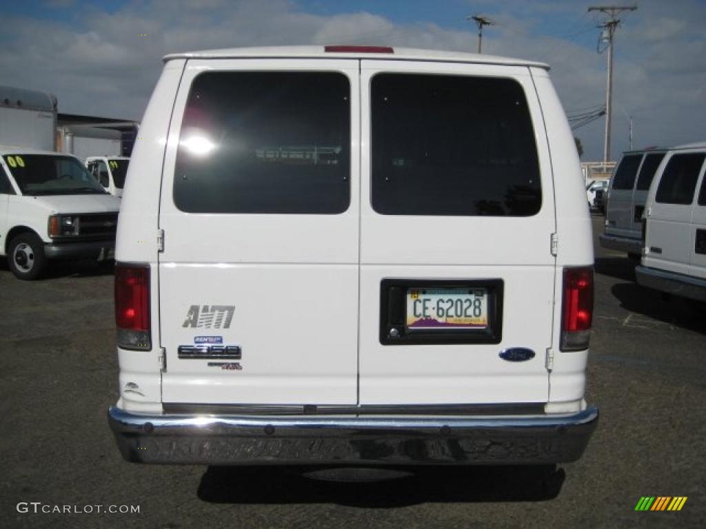 2007 E Series Van E350 Super Duty XLT 15 Passenger - Oxford White / Medium Flint Grey photo #5
