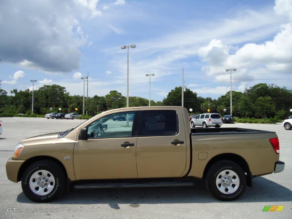 2004 Titan XE Crew Cab - Copper / Sand/Steel photo #2