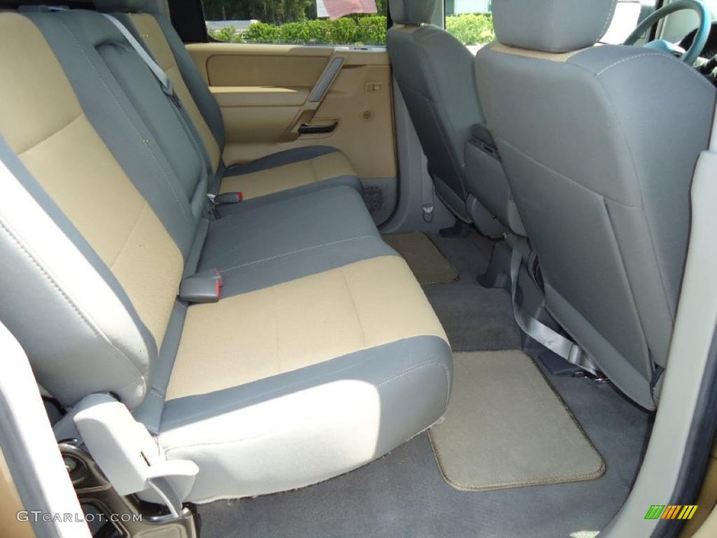 2004 Titan XE Crew Cab - Copper / Sand/Steel photo #17