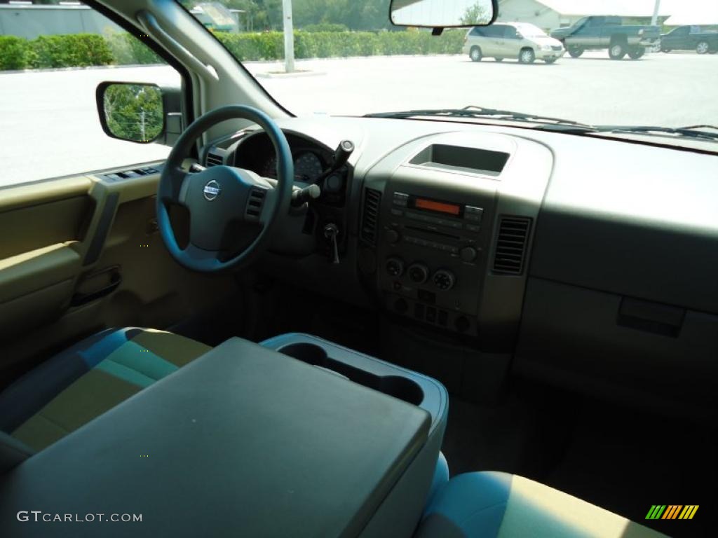 2004 Titan XE Crew Cab - Copper / Sand/Steel photo #18