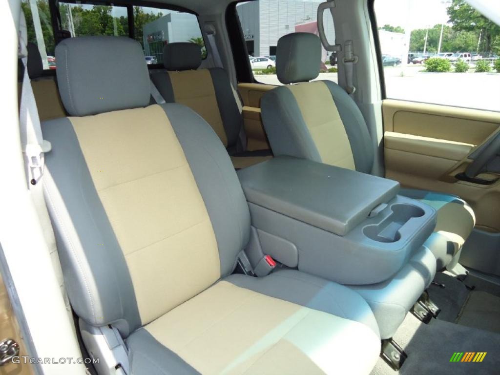 2004 Titan XE Crew Cab - Copper / Sand/Steel photo #21